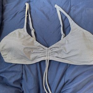 Kona Sol bikini top. To big for me.